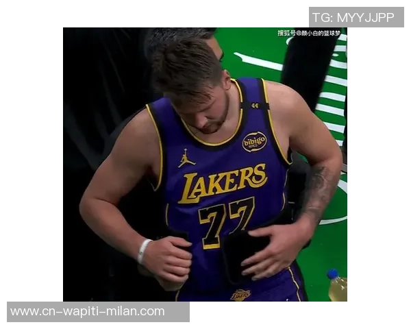 湖人初次无缘杯赛4强！孤负斯玛特8记三分 东皇38+5防卫乌烟瘴气